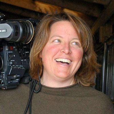 Shana Hagan, ASC